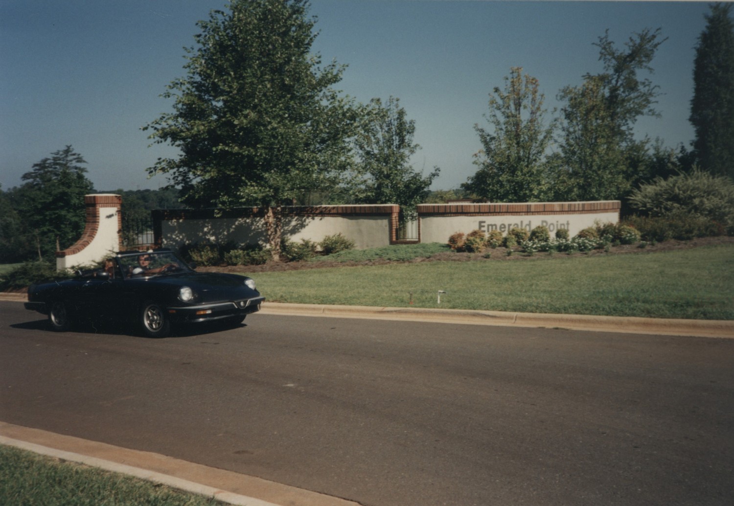 Entrance to Emerald Point in 1987